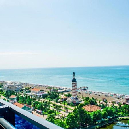 Black Sea Aparthotel Orbi City Batumi Esterno foto