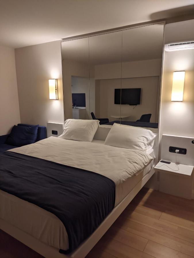 Black Sea Aparthotel Orbi City Batumi Esterno foto