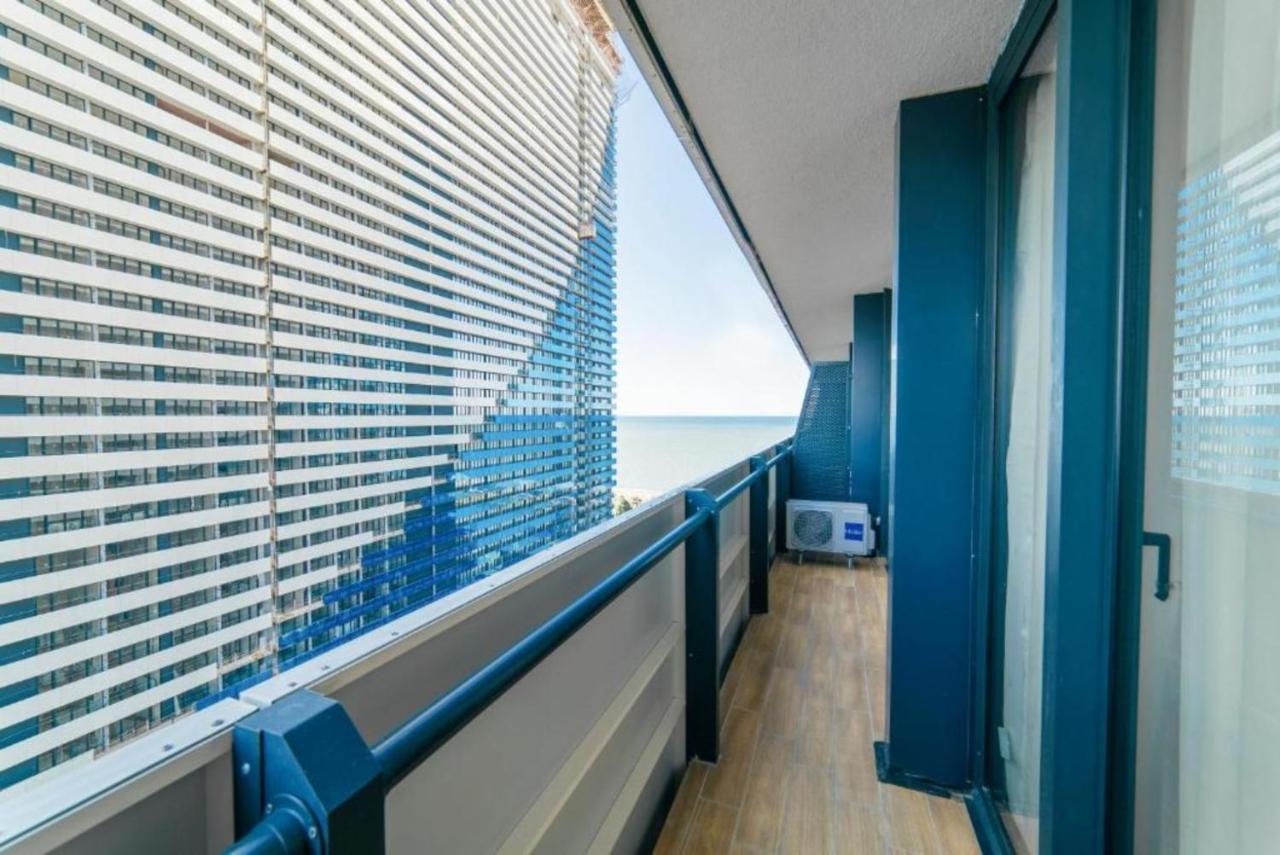 Black Sea Aparthotel Orbi City Batumi Esterno foto